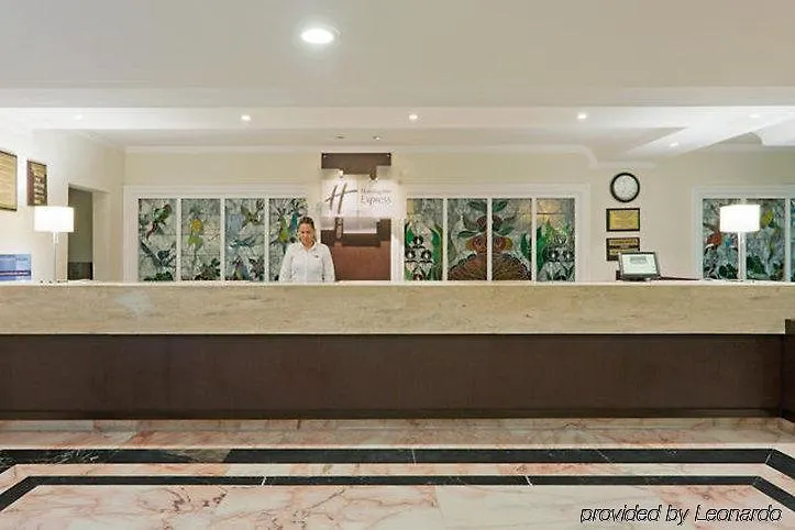 Hotel Holiday Inn Express Cancún