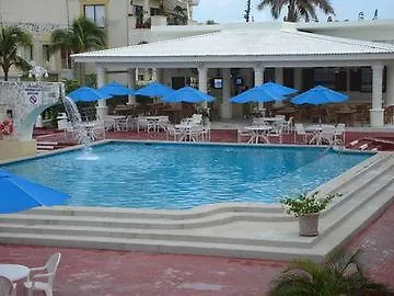 Holiday Inn Express Cancun 3*,  Mexico