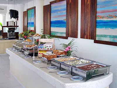 Holiday Inn Express Cancun Hotel